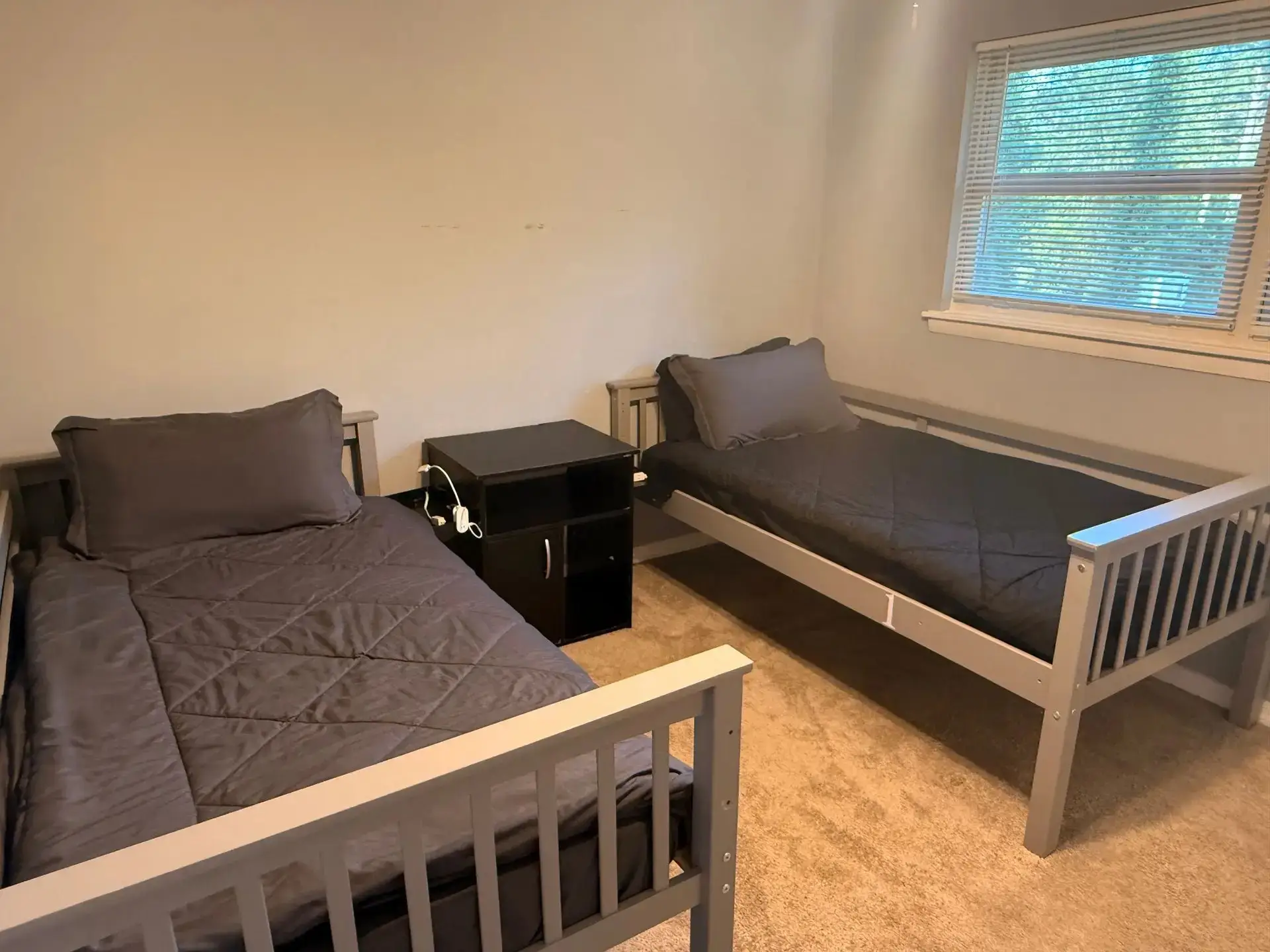 Men's Cold Bed Room